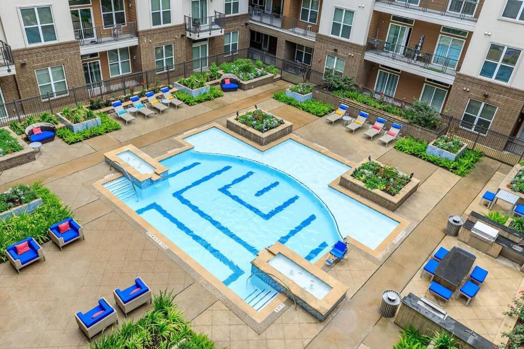 U3 Penthouse Houstonw Car Astros W Skyline-View Apartment Exterior photo